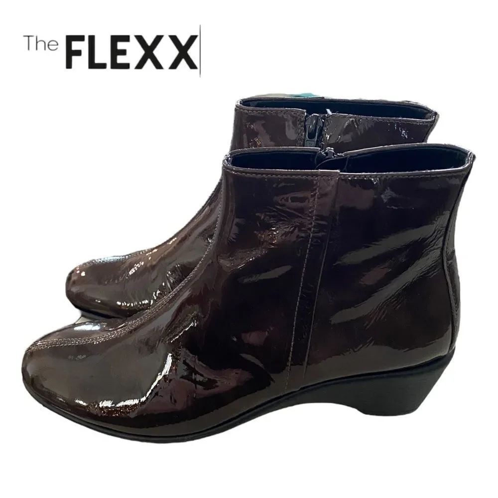 NEW The Flexx Women's Labyrinth Phantom Patent Leather Ankle Boots Booties 7